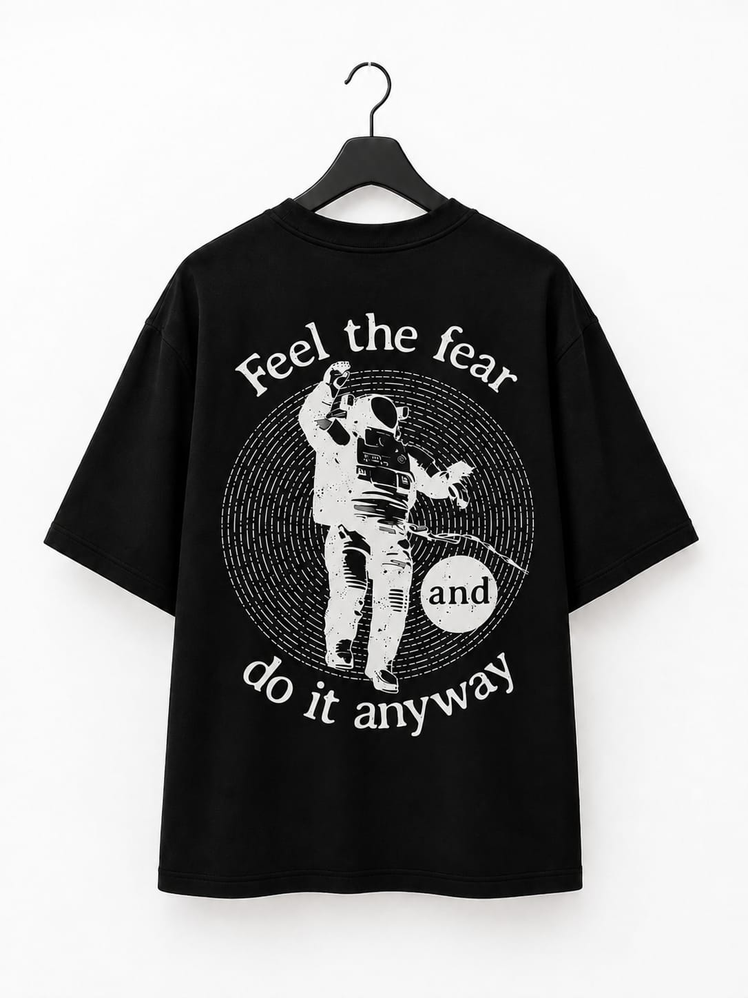 FEARLESS ORBIT — OVERSIZED GRAPHIC TEE